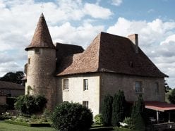 Style&Minimalism | Travel | Burgundy, France | 12th Century French Chateau