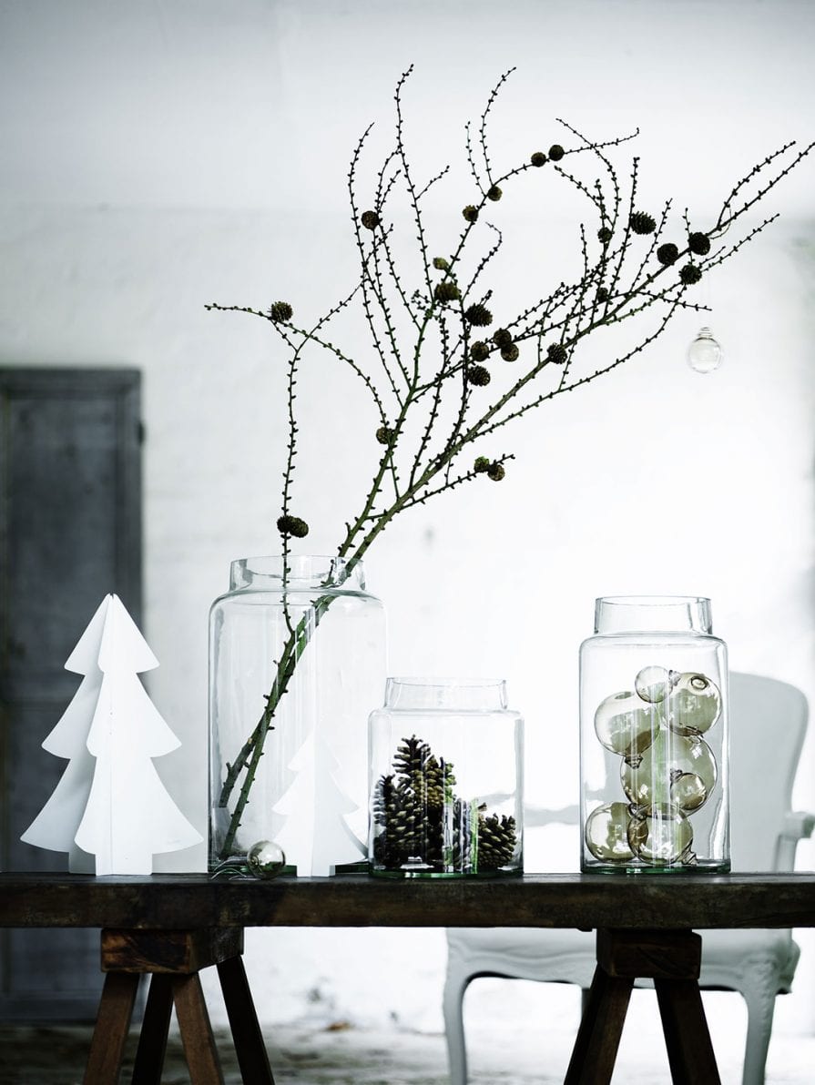 Minimalist Christmas Decorations | @styleminimalism