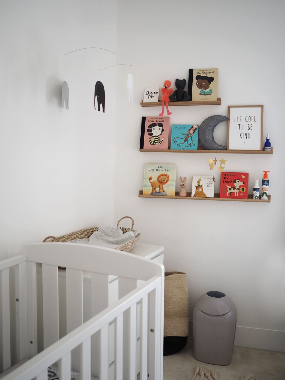 A look inside Isabelle's Scandinavian-inspired minimal nursery x Style&Minimalism